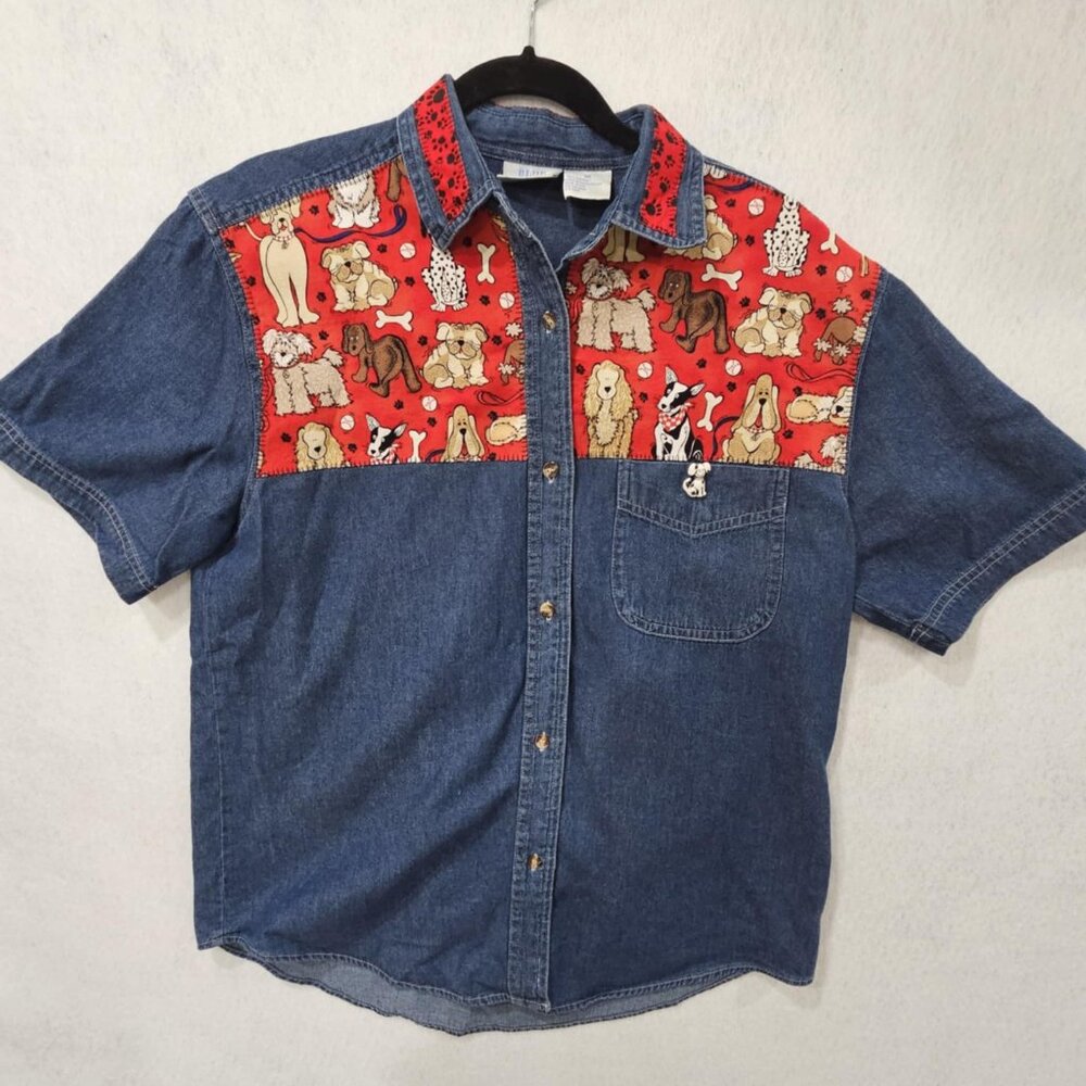 Vintage women’s Blue Denim Shirt Embroidered Design dogs button down Medium